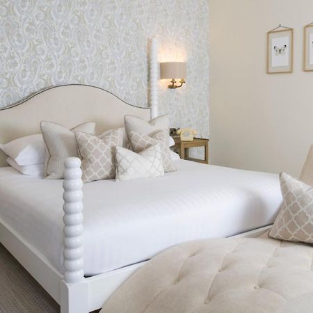 Penventon Park Hotel เรดรูธ ภายนอก รูปภาพ
