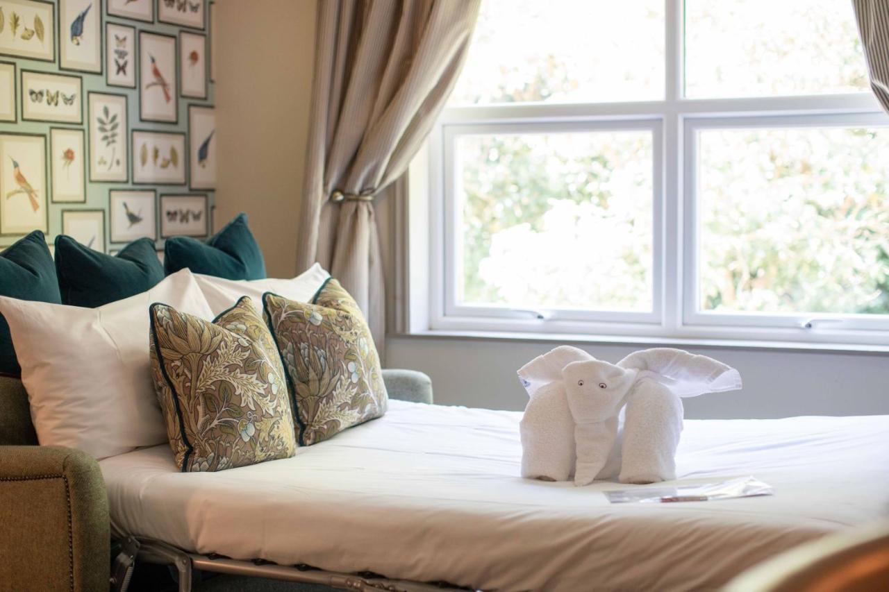 Penventon Park Hotel เรดรูธ ภายนอก รูปภาพ