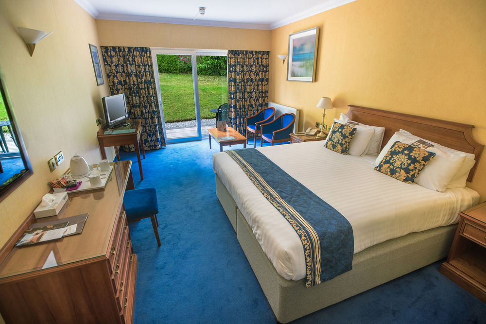 Penventon Park Hotel เรดรูธ ภายนอก รูปภาพ