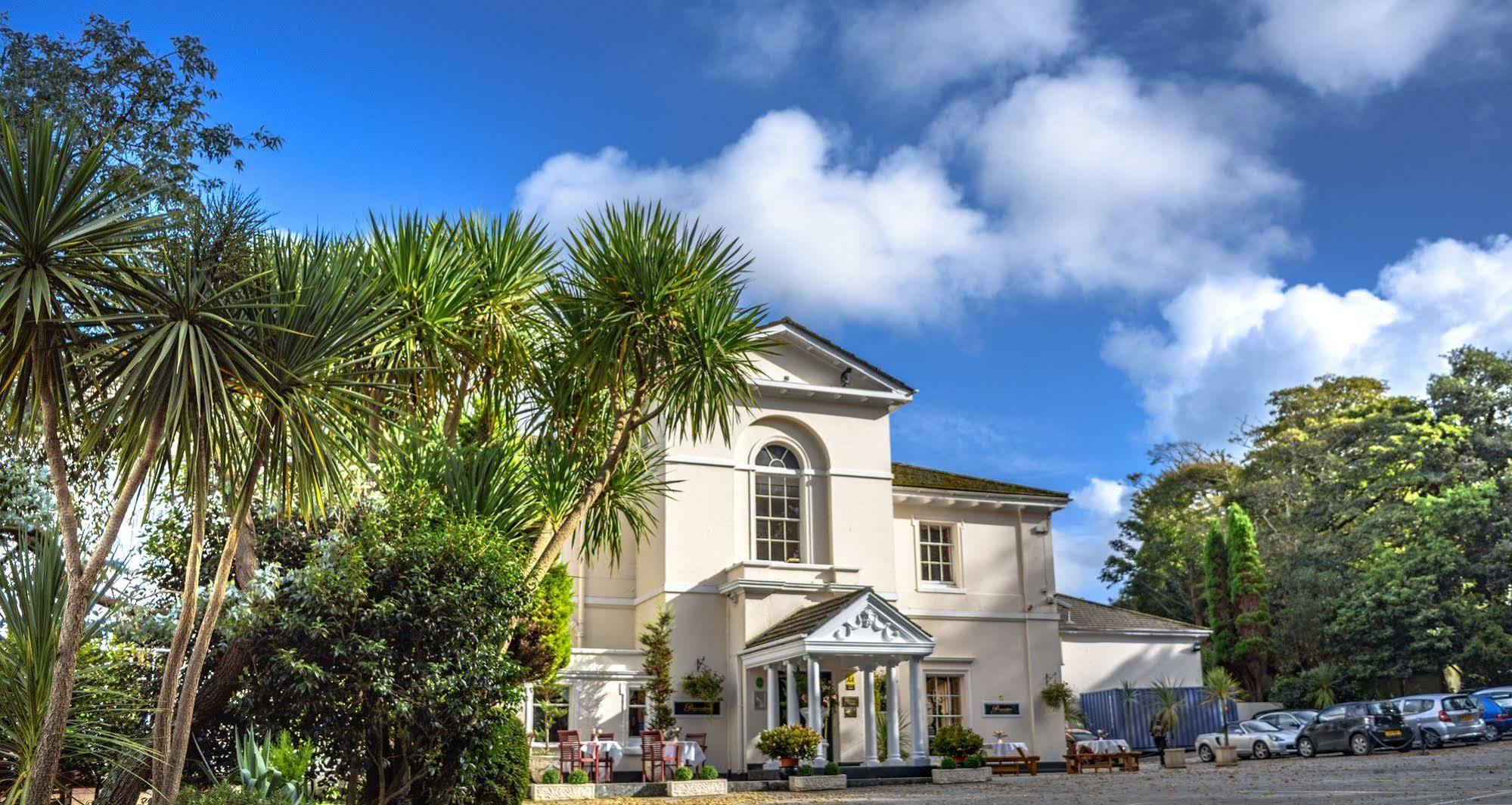Penventon Park Hotel เรดรูธ ภายนอก รูปภาพ