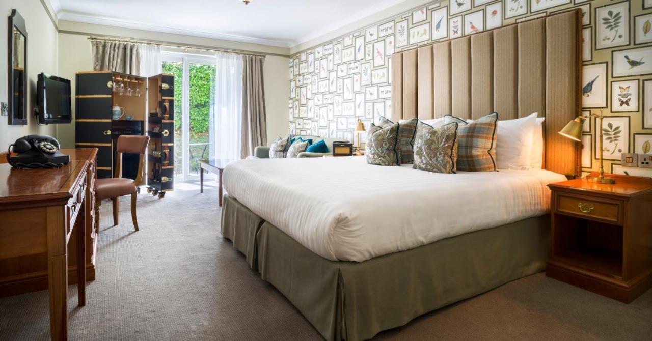 Penventon Park Hotel เรดรูธ ภายนอก รูปภาพ